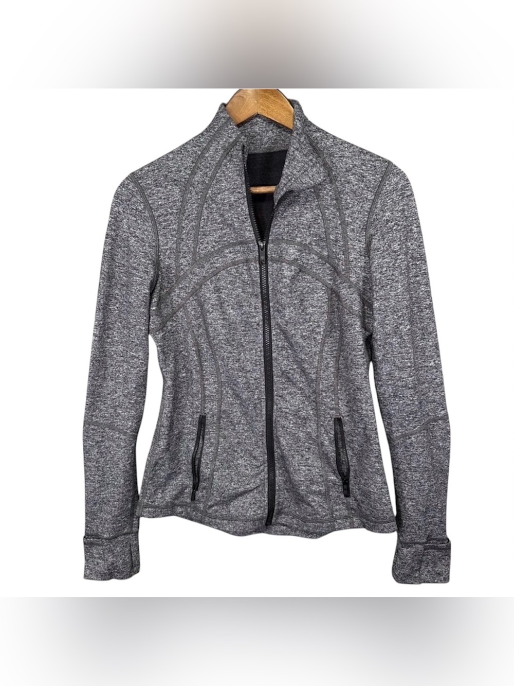 Lululemon Define Jacket Grey Size 8 Zip Up Front Thumb holes Stretch